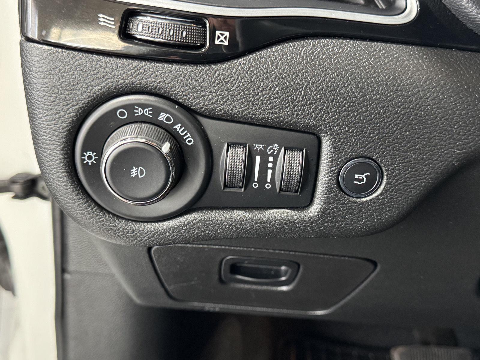 Used 2023 Jeep Cherokee for sale in St. Joseph MO