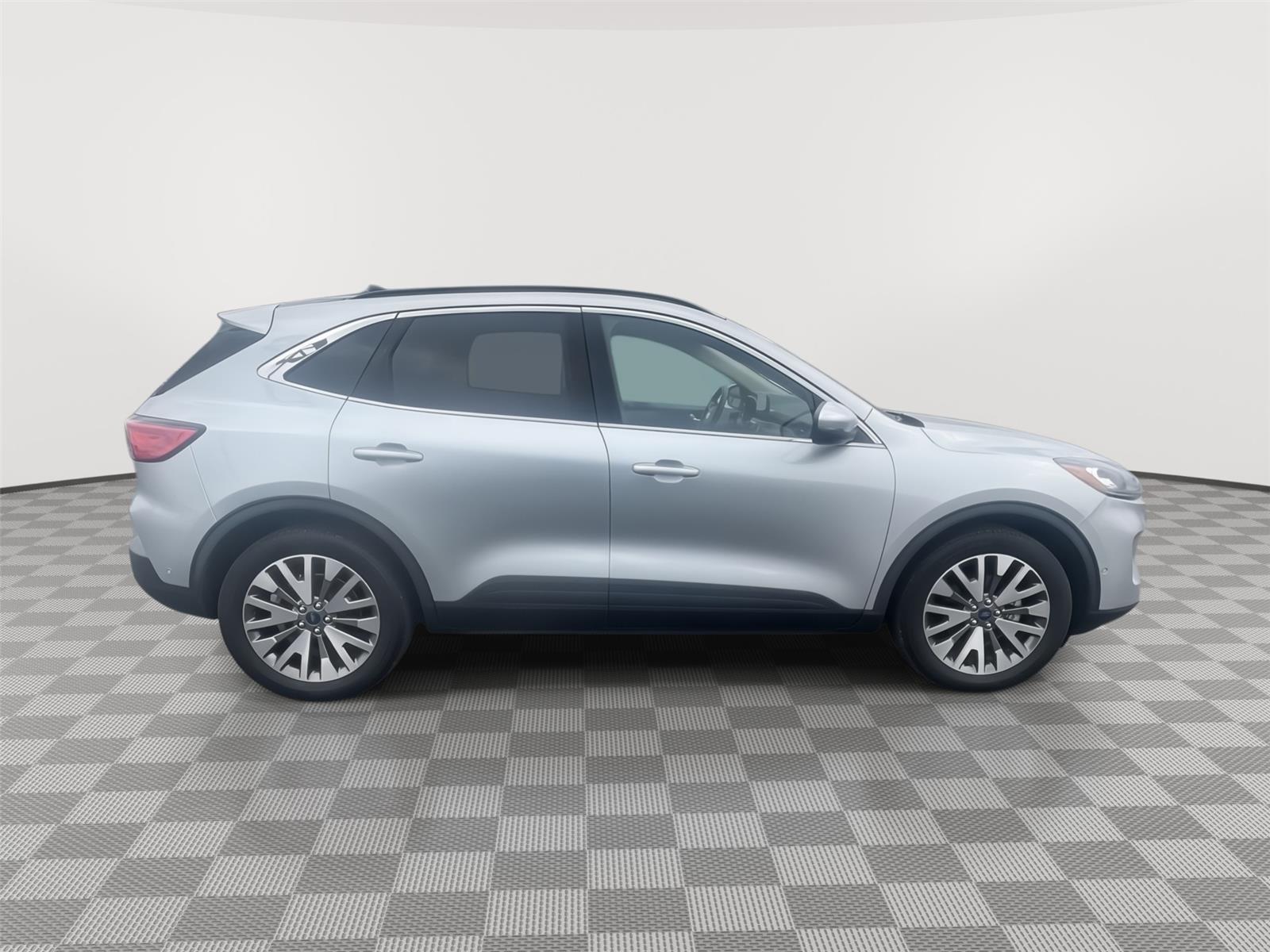 Used 2020 Ford Escape Hybrid for sale in St. Joseph MO