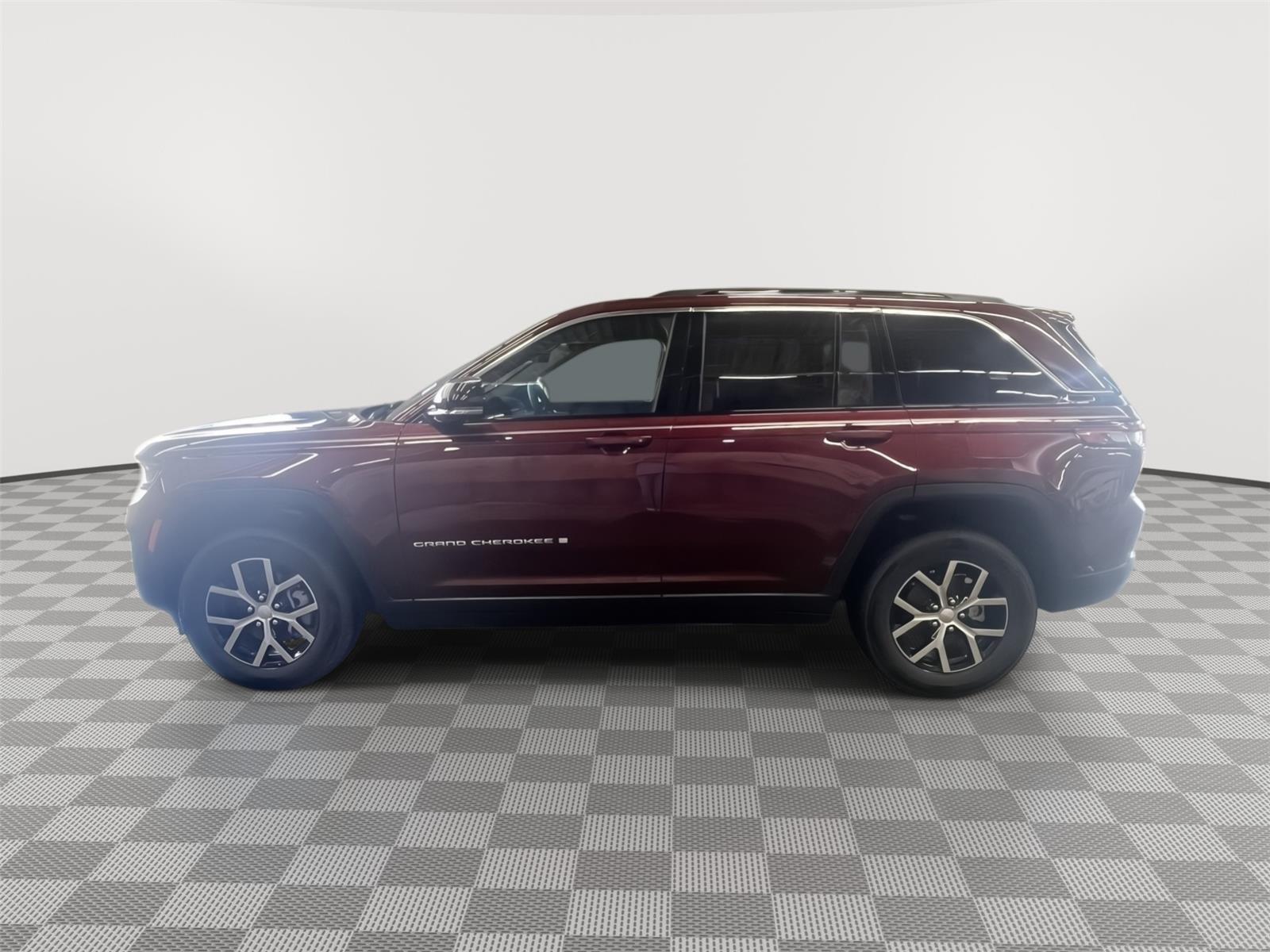 Used 2025 Jeep Grand Cherokee for sale in St. Joseph MO