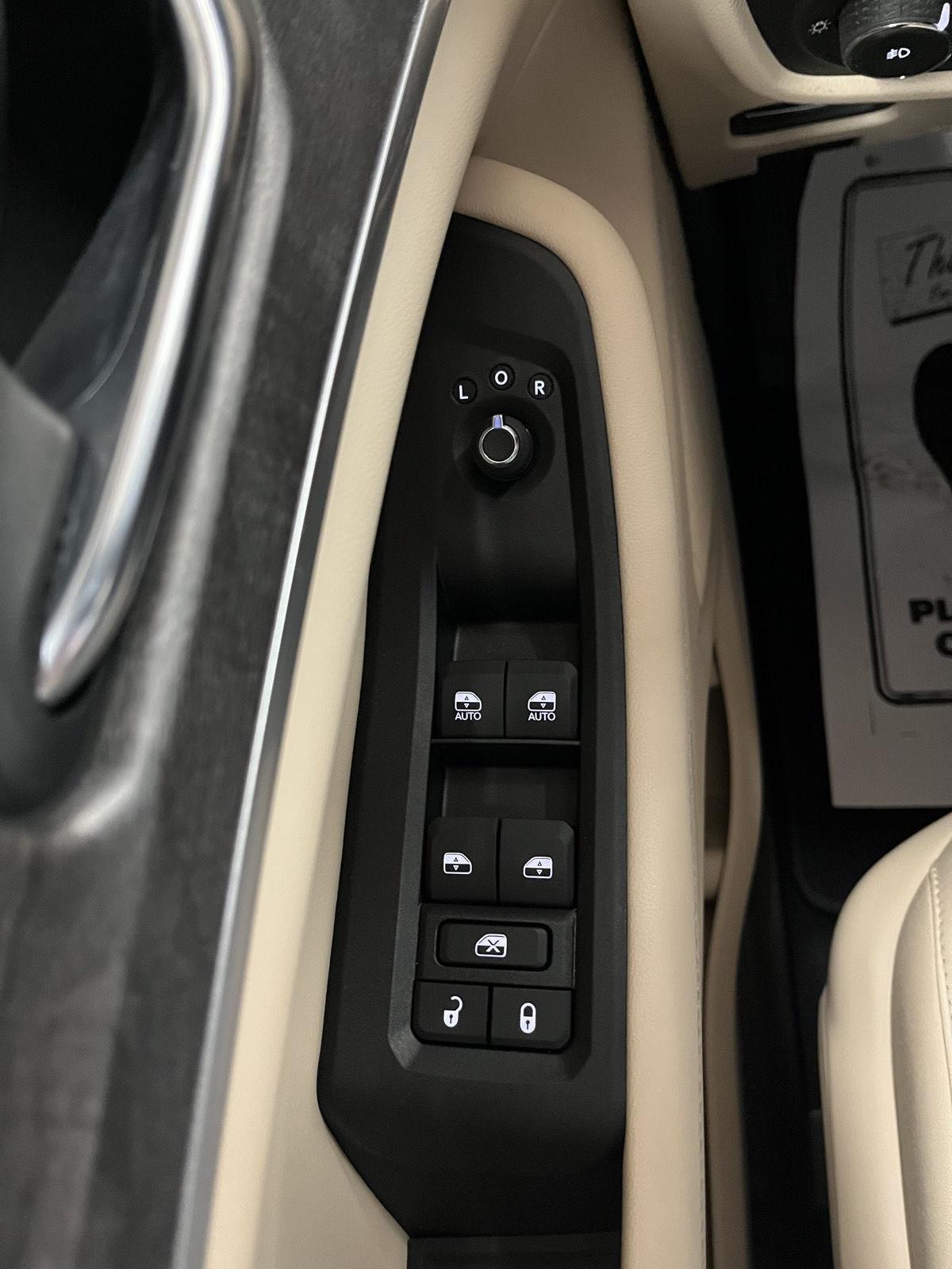 Used 2025 Jeep Grand Cherokee for sale in St. Joseph MO