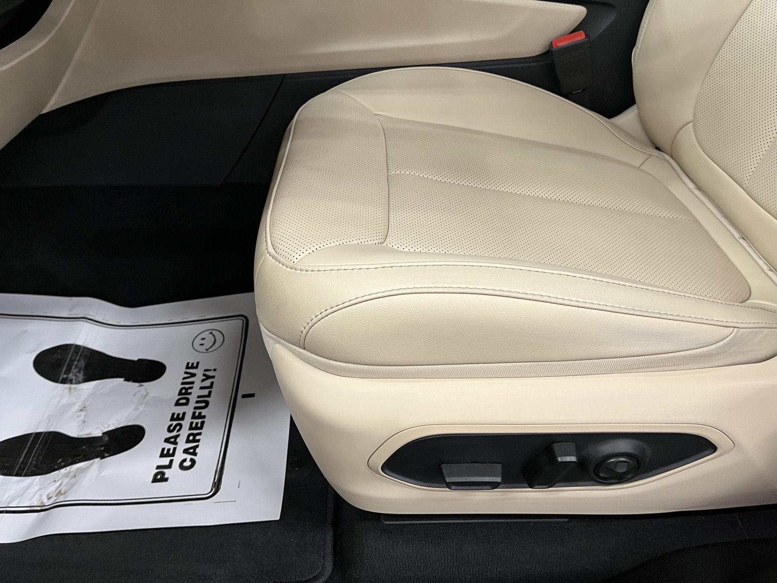 Used 2025 Jeep Grand Cherokee for sale in St. Joseph MO