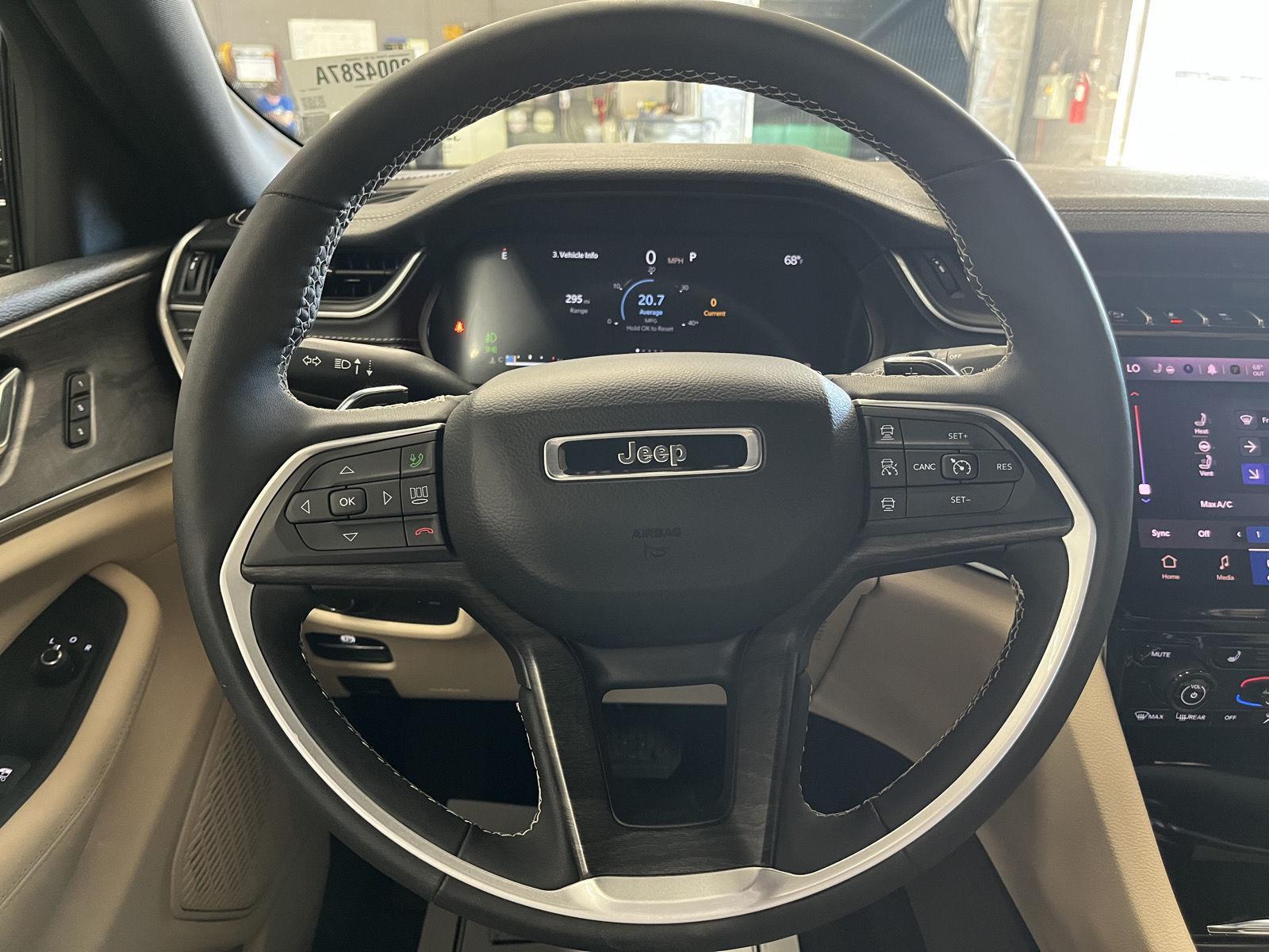 Used 2025 Jeep Grand Cherokee for sale in St. Joseph MO