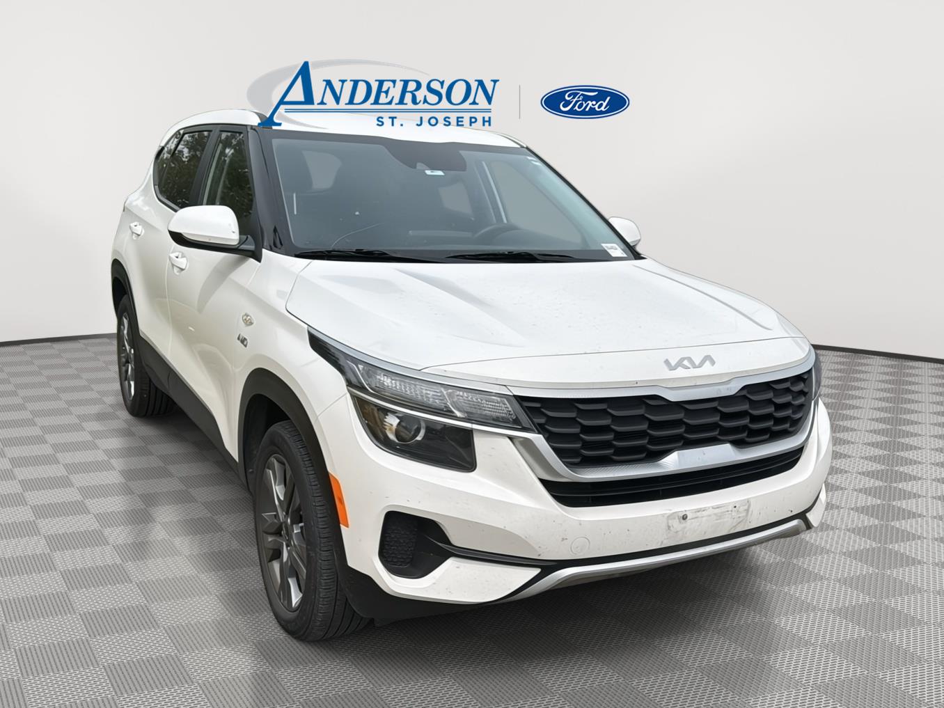 Used 2023 Kia Seltos