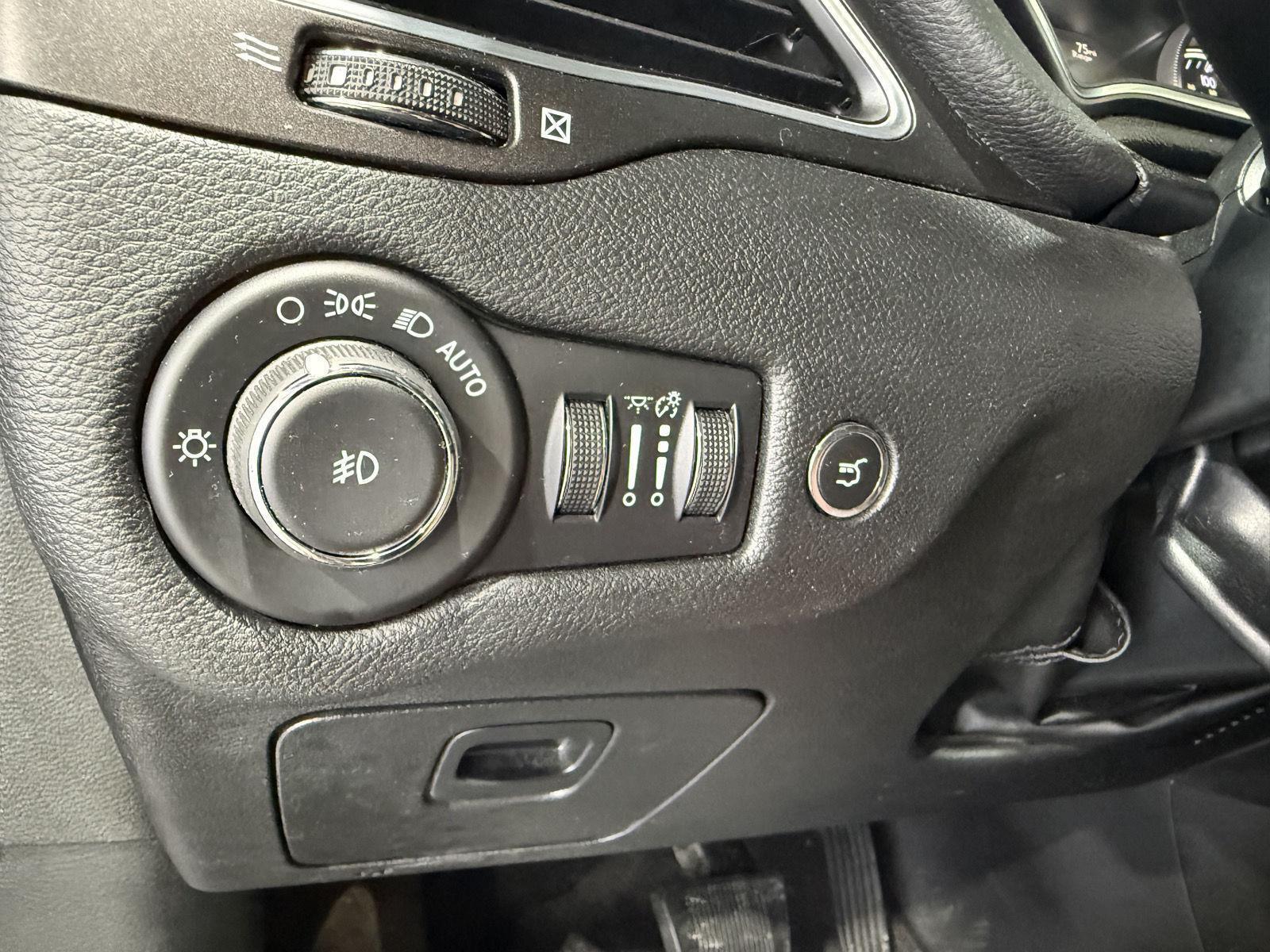 Used 2019 Jeep Cherokee for sale in St. Joseph MO