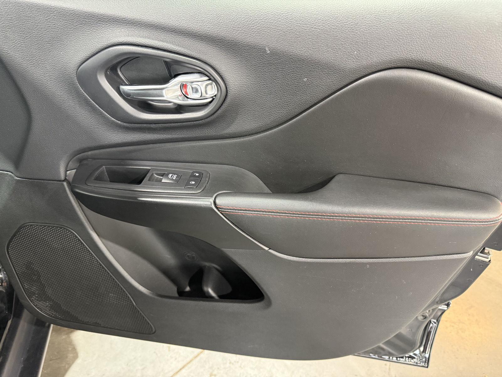 Used 2019 Jeep Cherokee for sale in St. Joseph MO