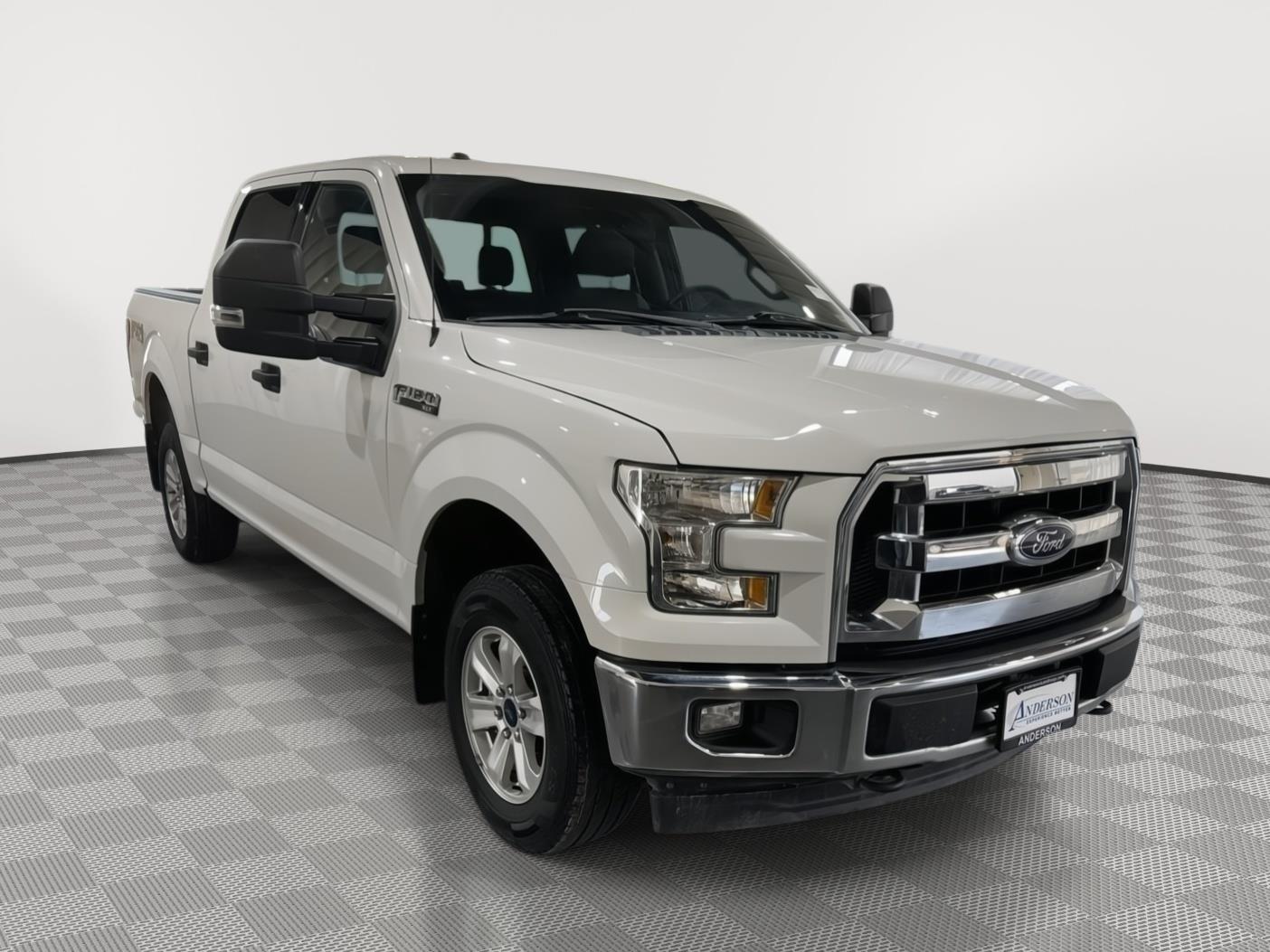 Vehicle photo 8