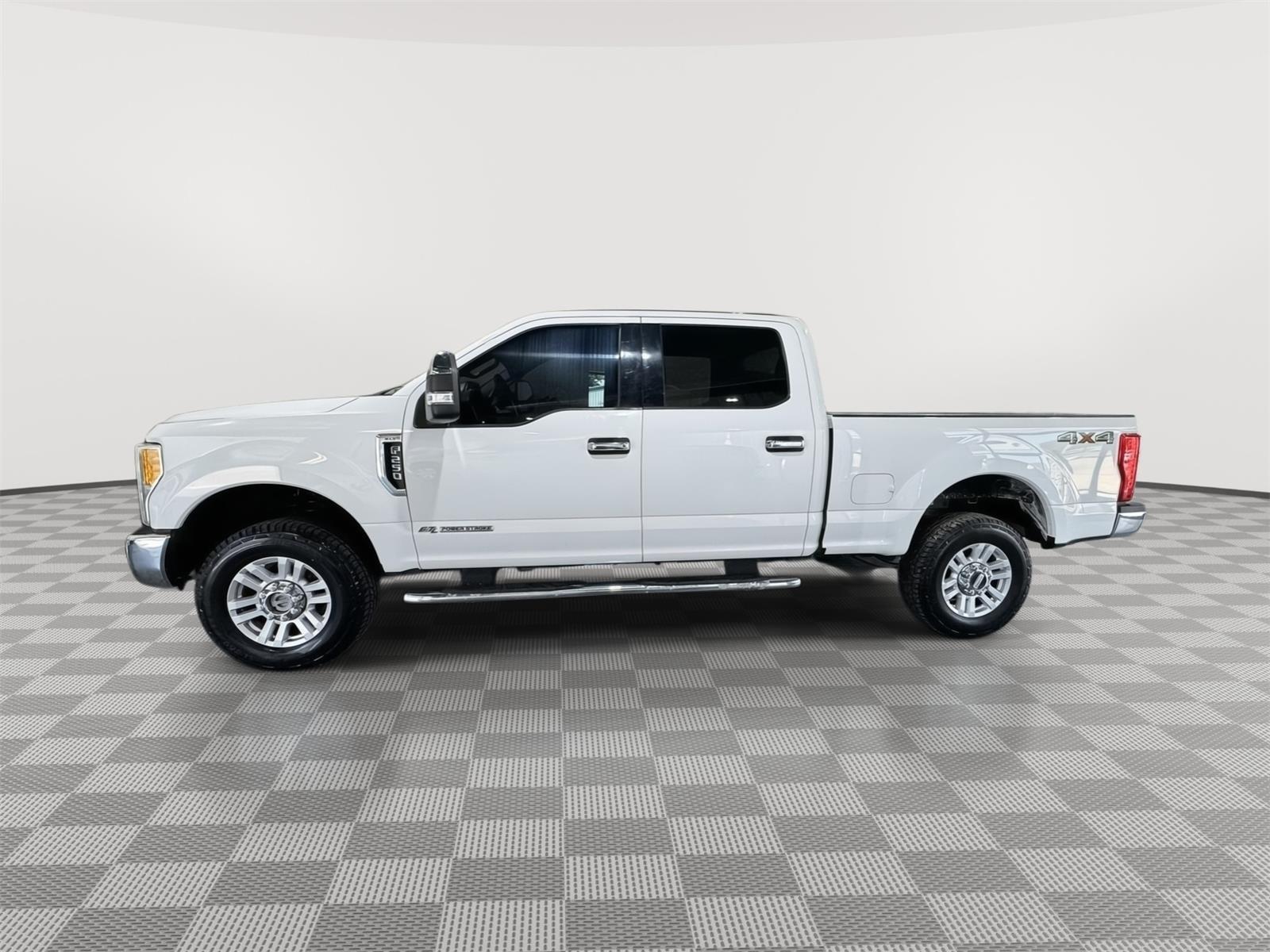 Pre-Owned 2017 Ford Super Duty F-250 for sale in St. Joseph MO