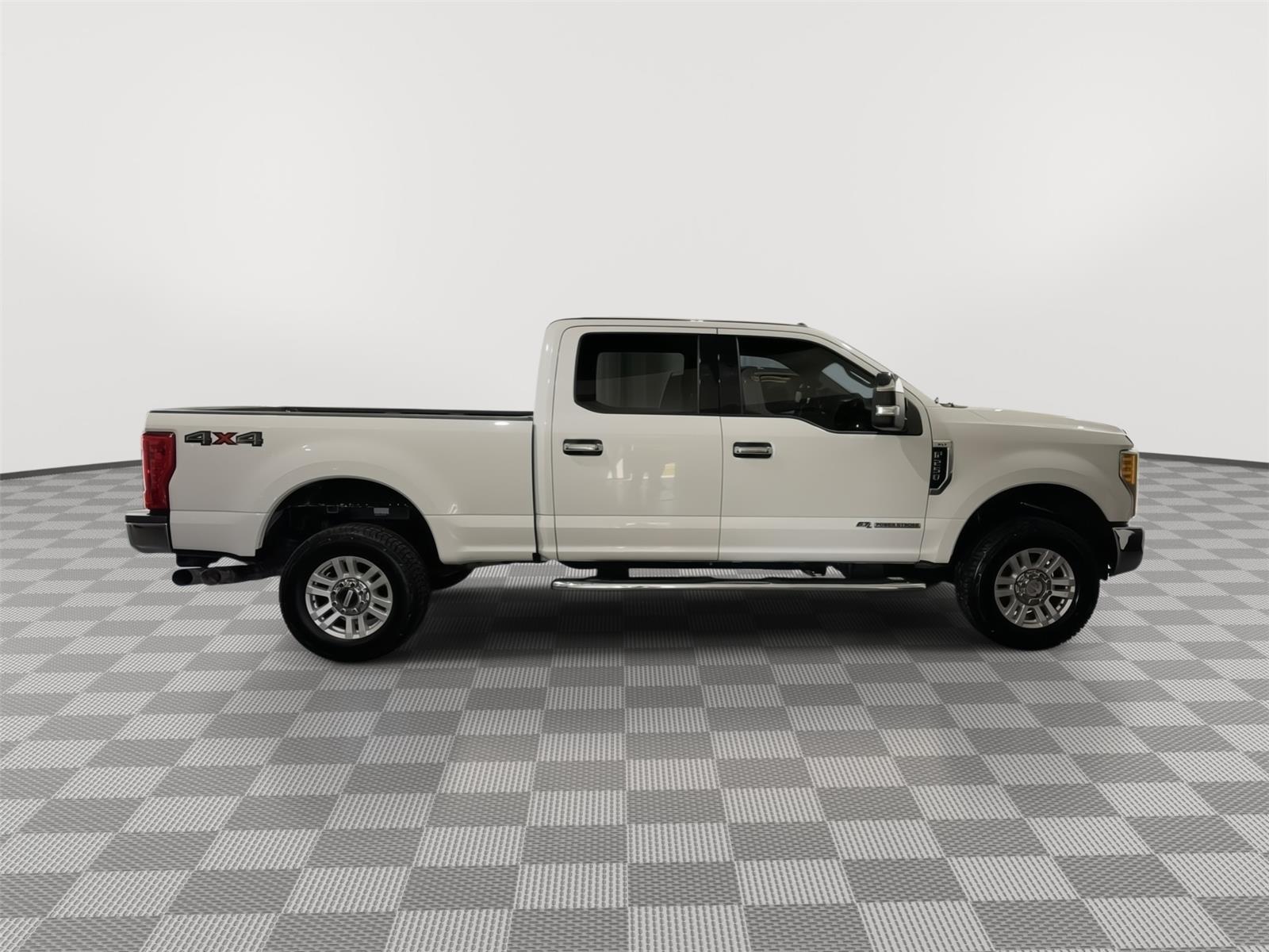 Pre-Owned 2017 Ford Super Duty F-250 for sale in St. Joseph MO