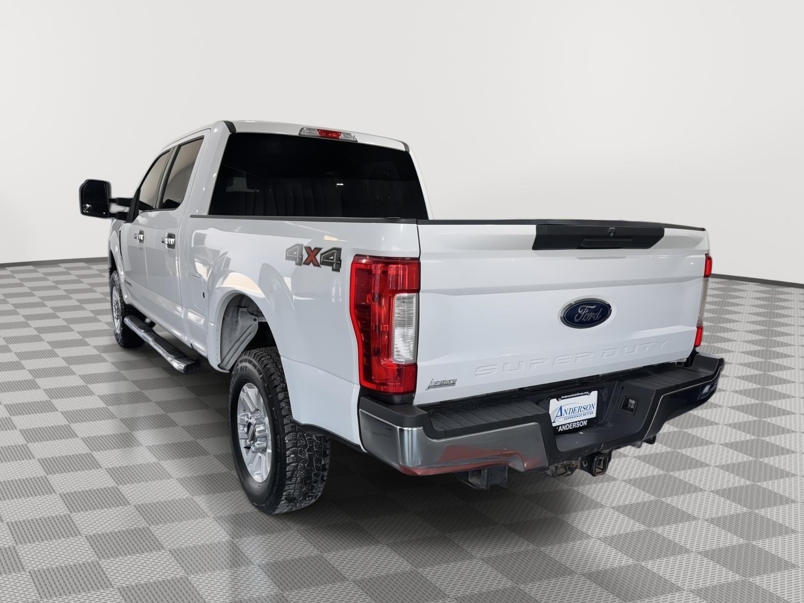 Pre-Owned 2017 Ford Super Duty F-250 for sale in St. Joseph MO