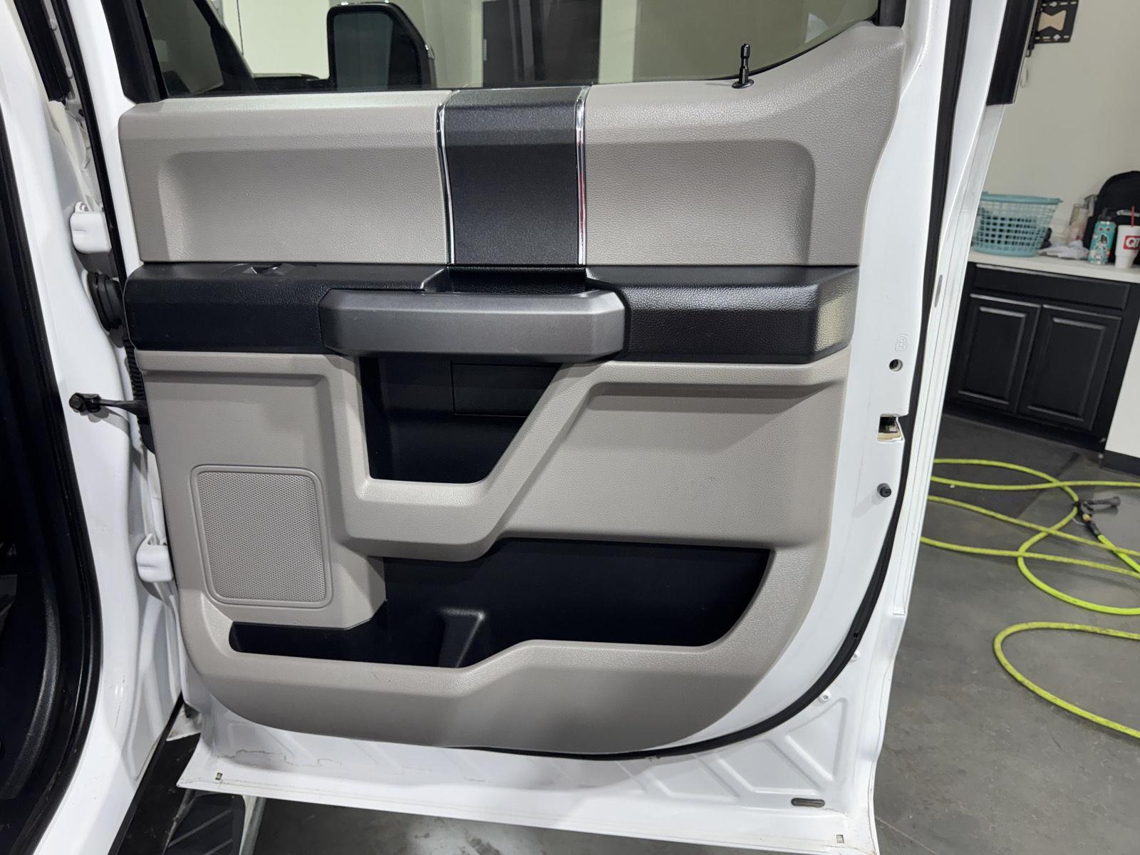 Pre-Owned 2017 Ford Super Duty F-250 for sale in St. Joseph MO