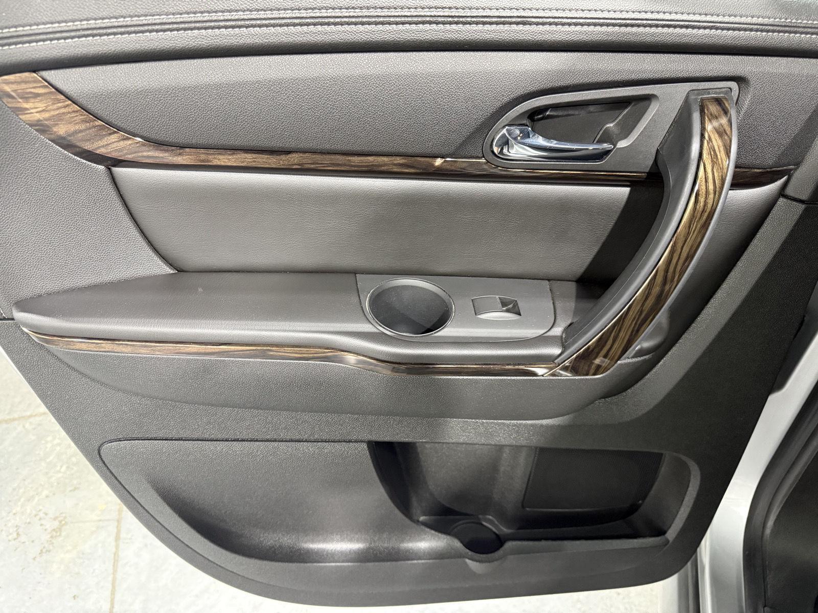 Pre-Owned 2015 GMC Acadia for sale in St. Joseph MO