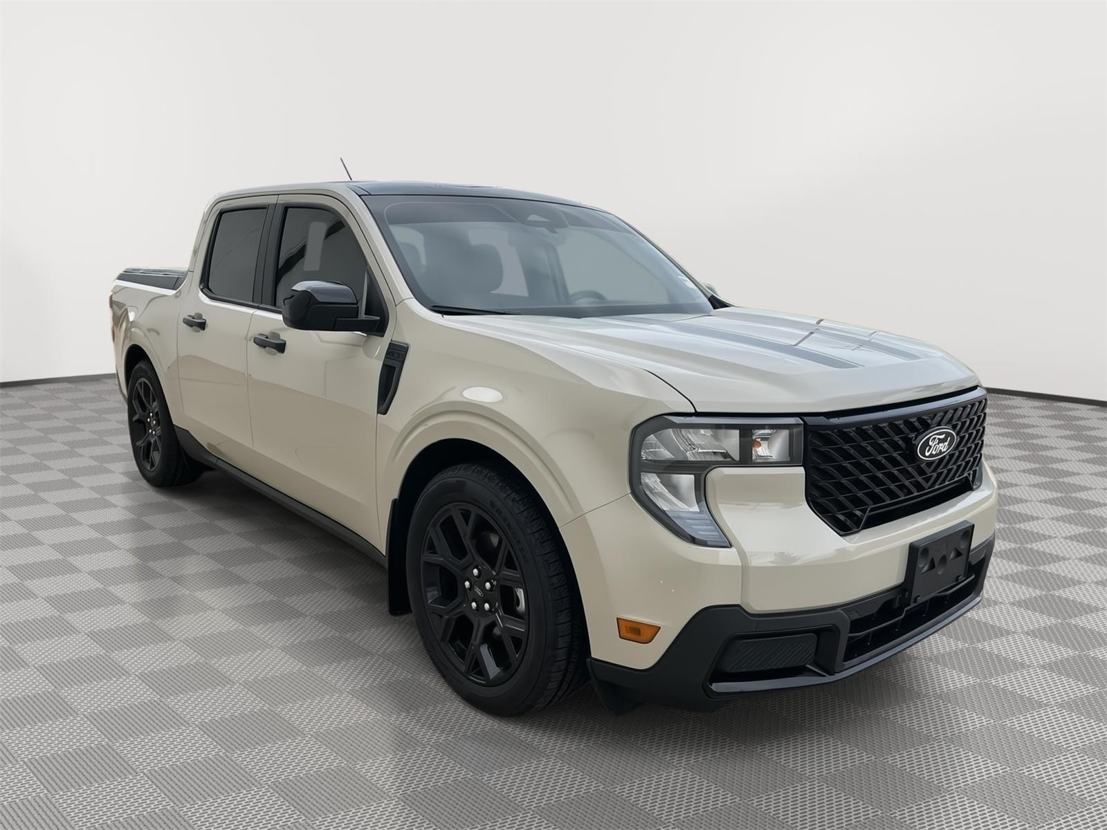 Vehicle photo 3