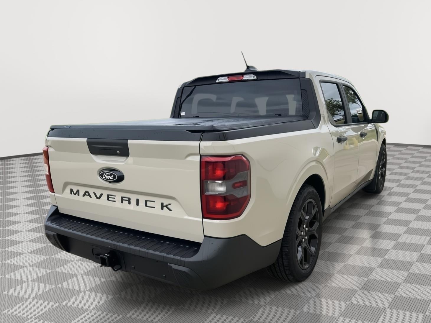 Vehicle photo 5