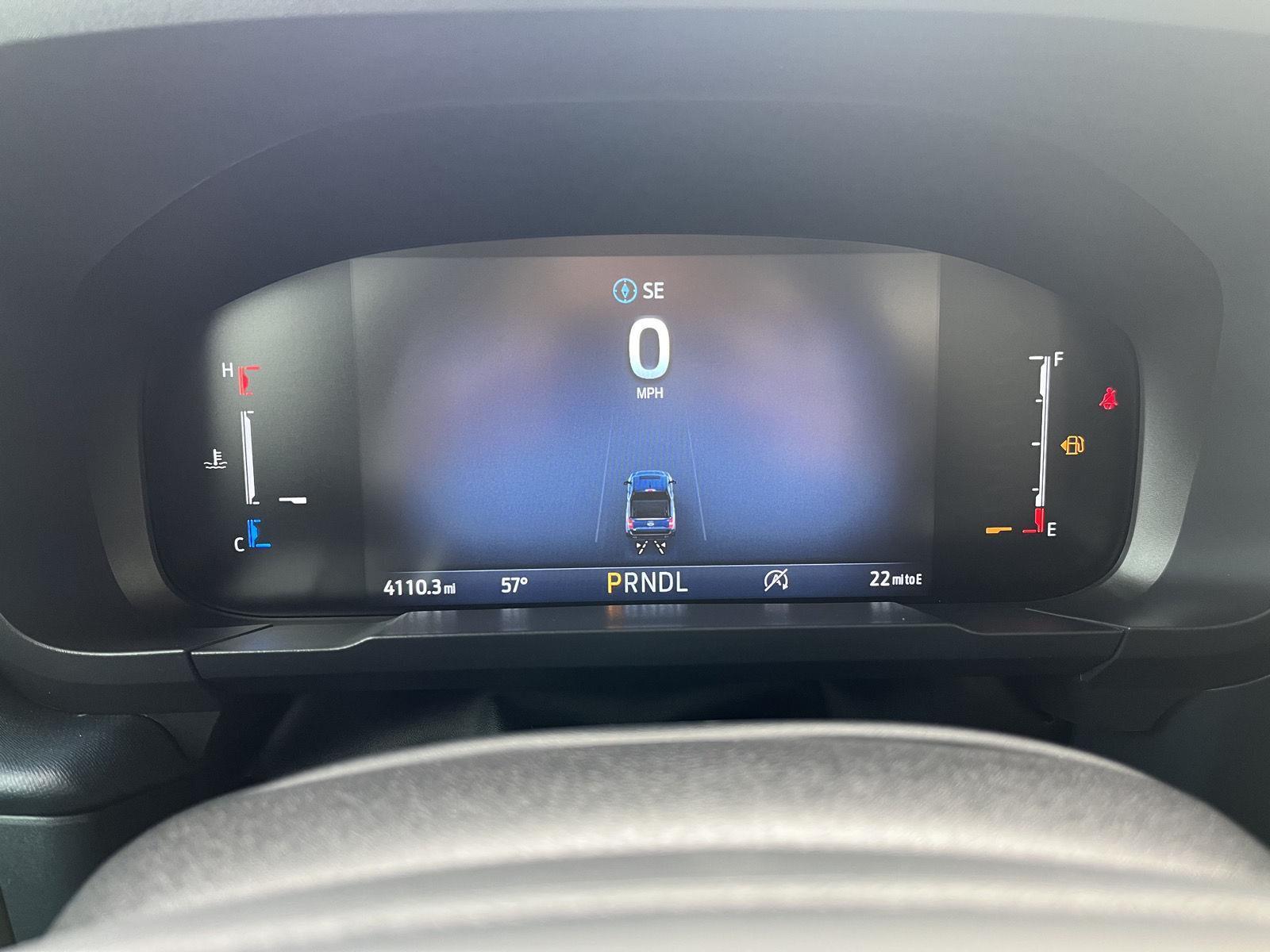 Vehicle photo 18