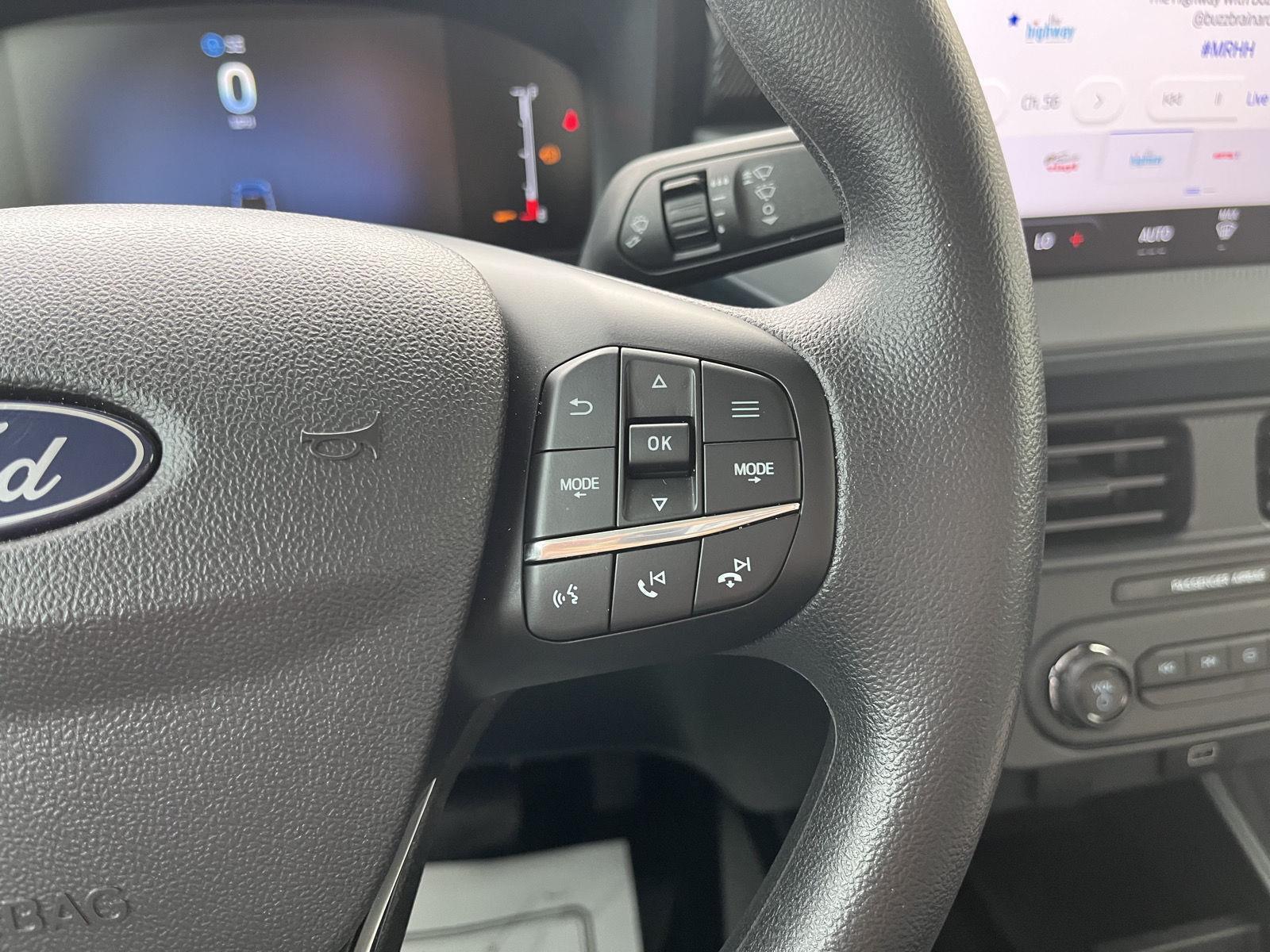Vehicle photo 20