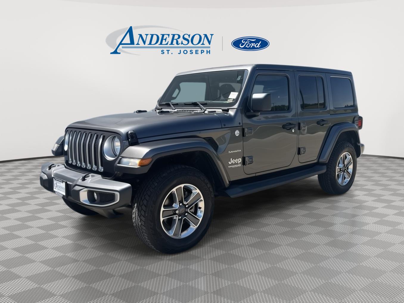 Gray (Granite Crystal Metallic Clearcoat) 2018 Jeep Wrangler Unlimited Sahara 4WD SUV / Crossover Four-Wheel Drive 8-Speed Automatic
