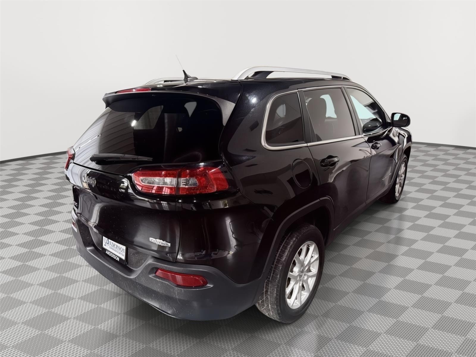 Used 2015 Jeep Cherokee for sale in St. Joseph MO