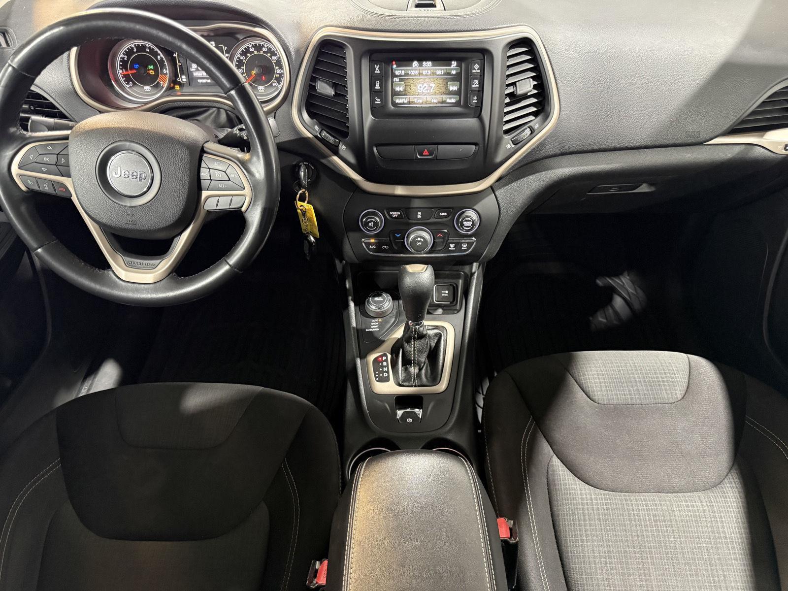 Used 2015 Jeep Cherokee for sale in St. Joseph MO