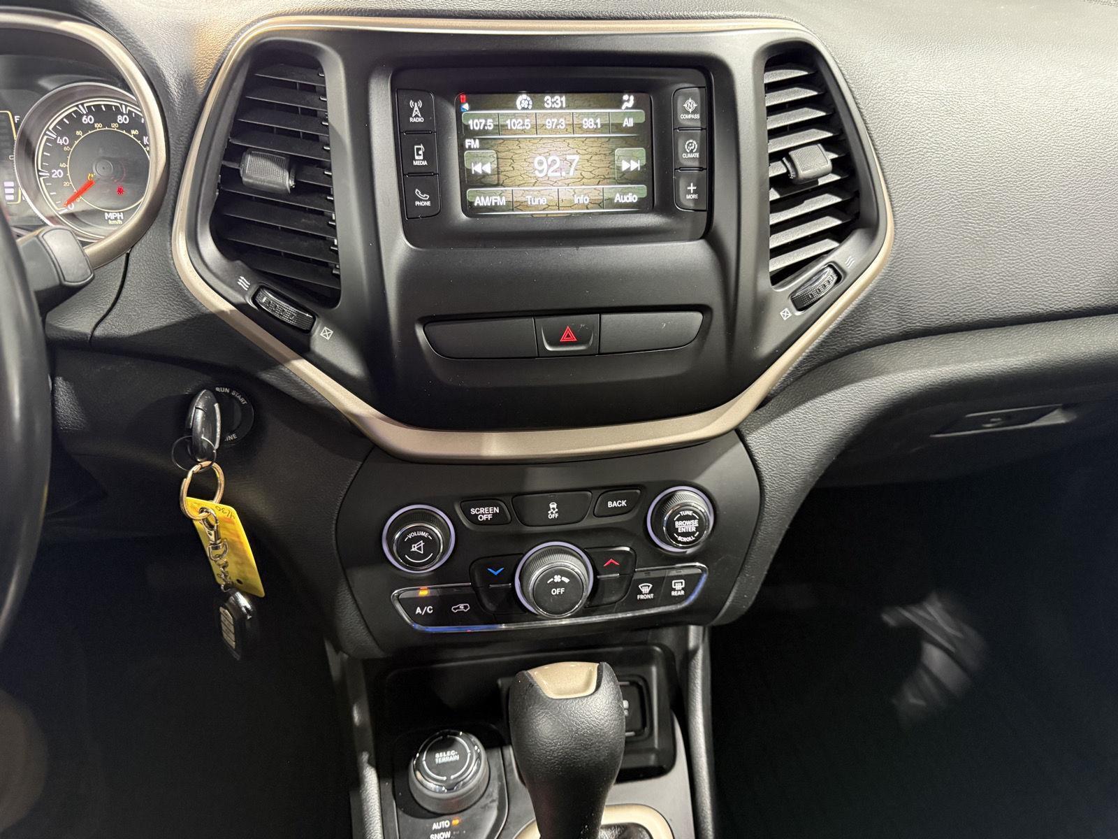 Used 2015 Jeep Cherokee for sale in St. Joseph MO