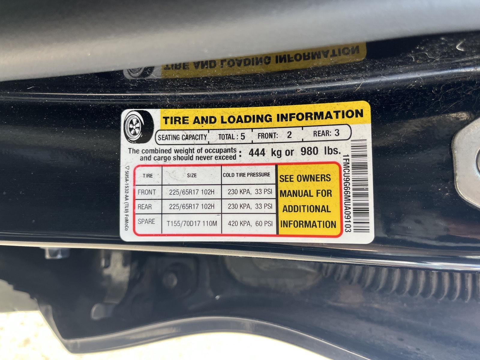 Vehicle photo 29