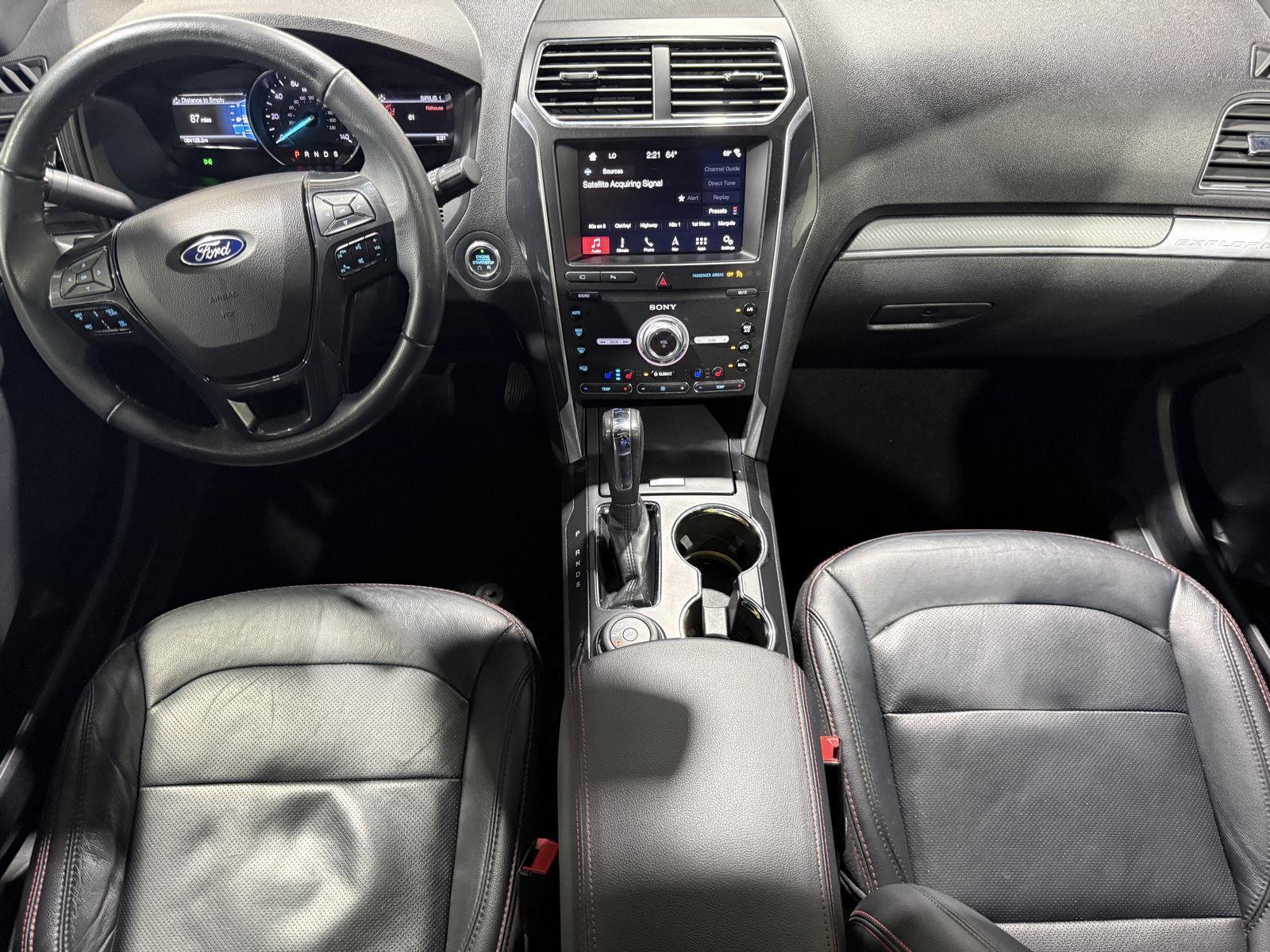 Vehicle photo 15