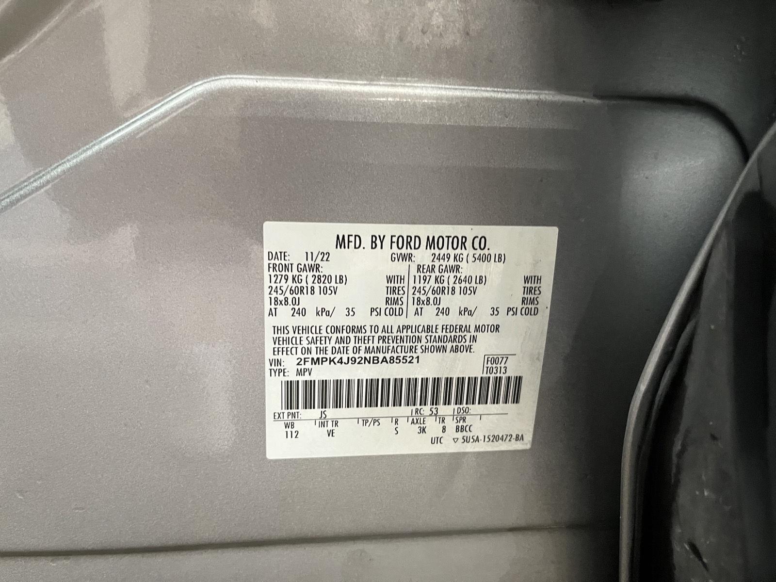 Vehicle photo 27