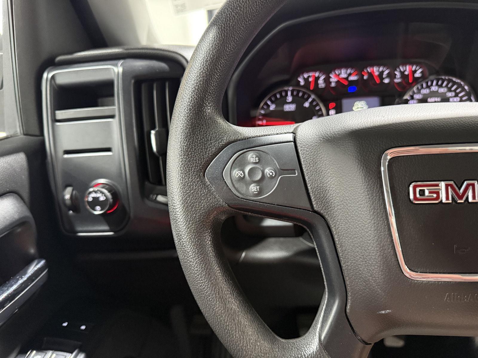 Vehicle photo 13