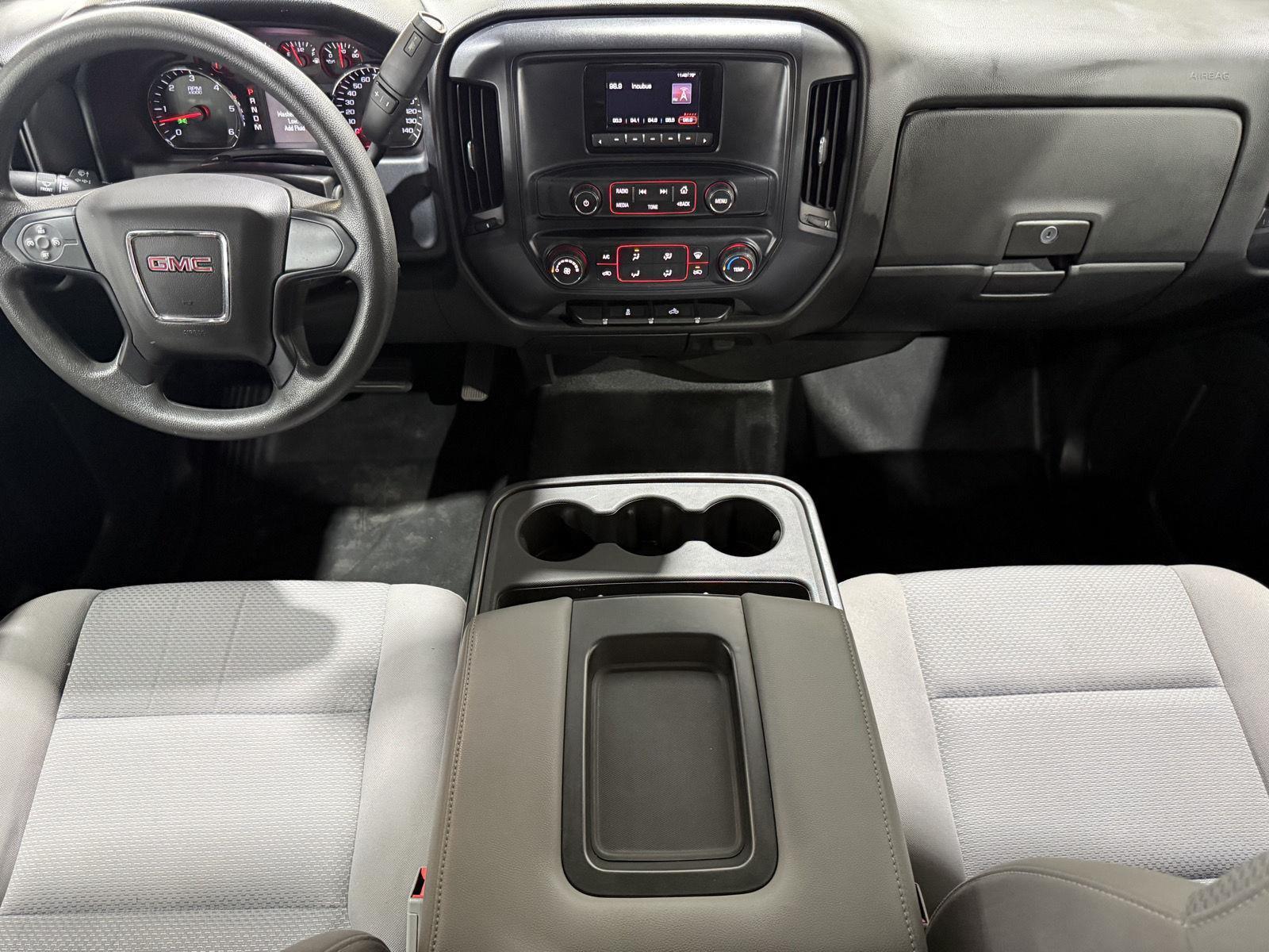 Vehicle photo 16