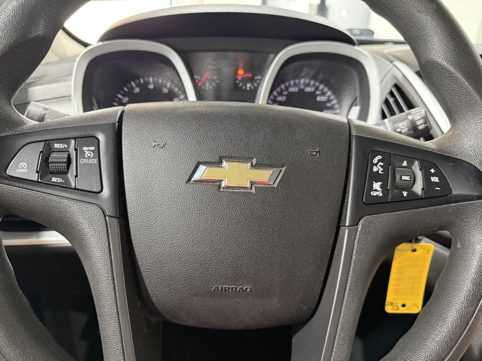 Vehicle photo 12