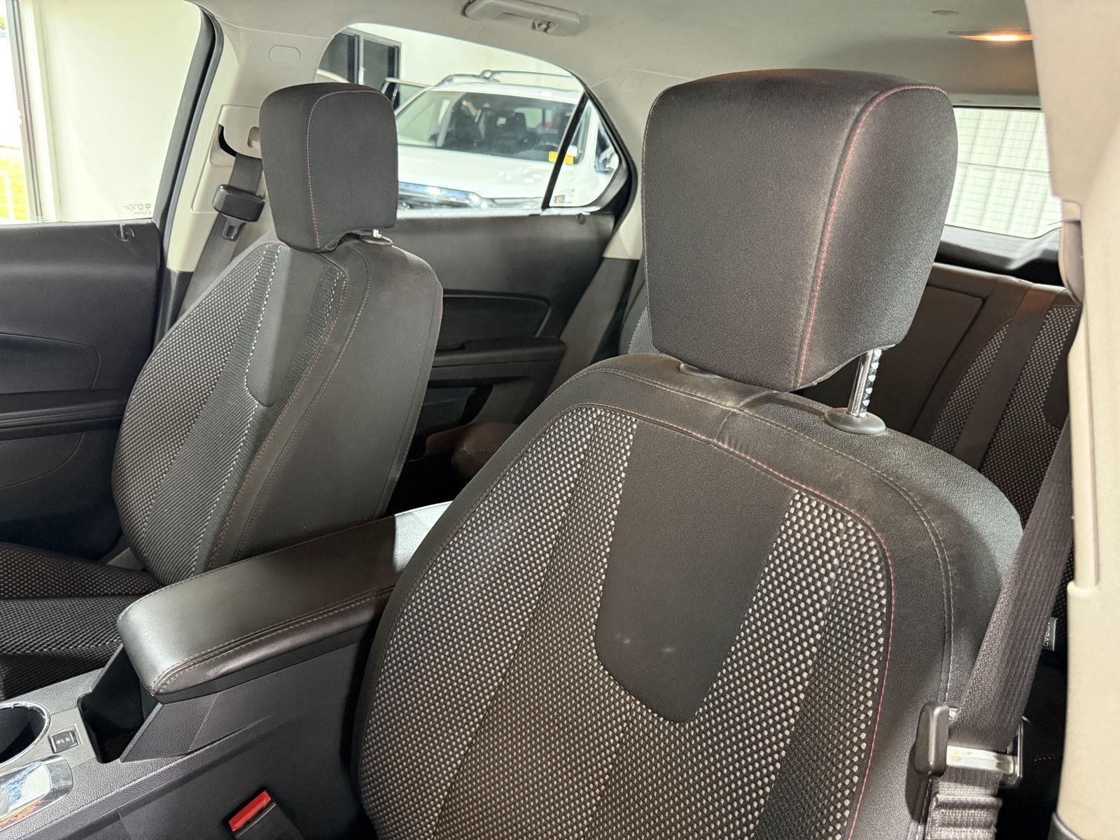 Vehicle photo 18