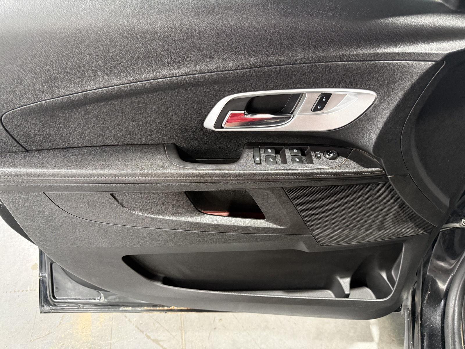 Vehicle photo 20