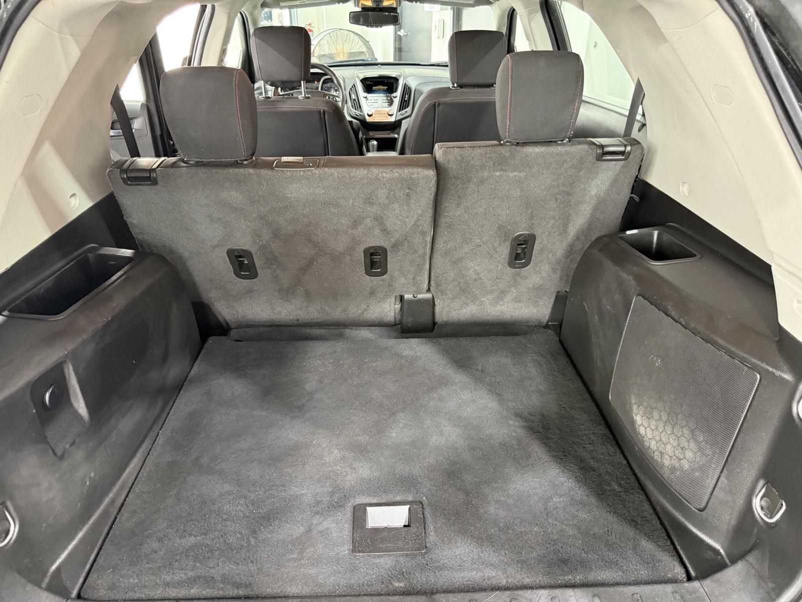 Vehicle photo 34