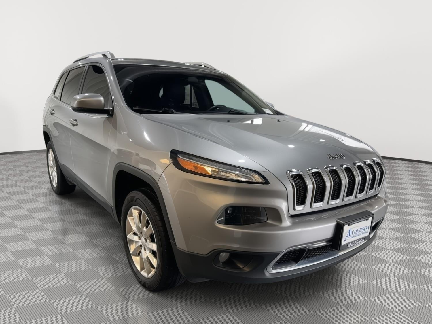 Used 2017 Jeep Cherokee for sale in St. Joseph MO