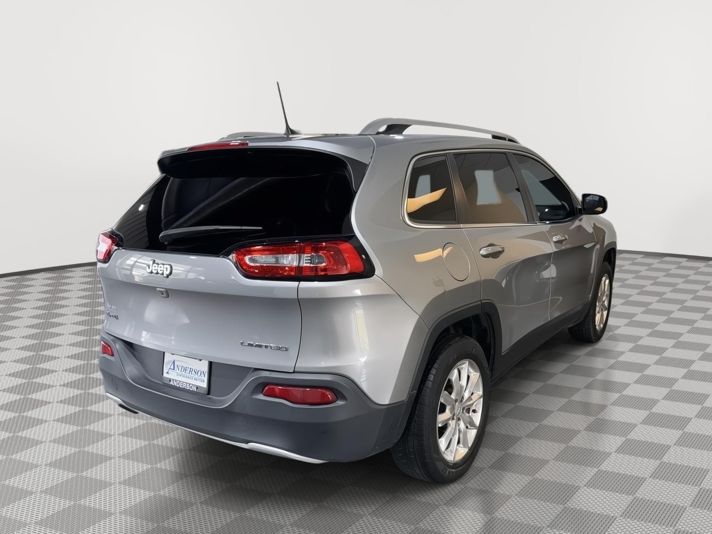 Used 2017 Jeep Cherokee for sale in St. Joseph MO