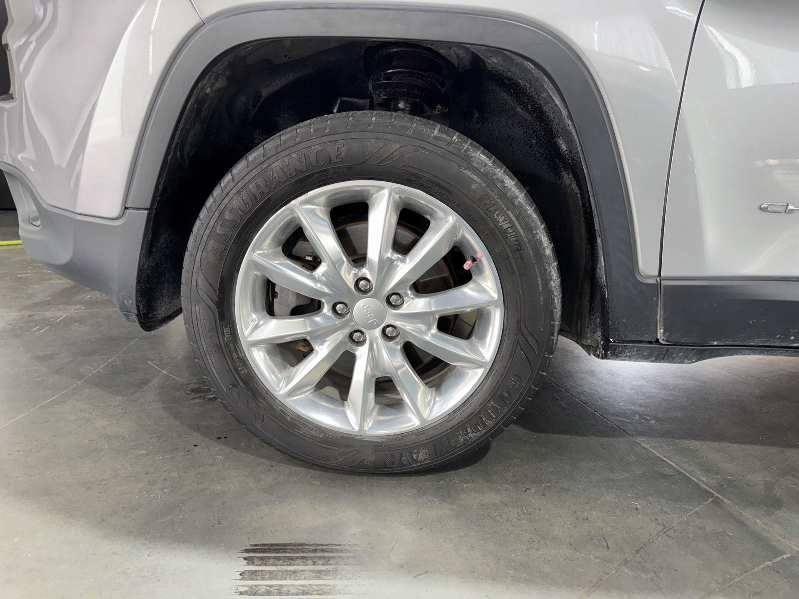 Used 2017 Jeep Cherokee for sale in St. Joseph MO