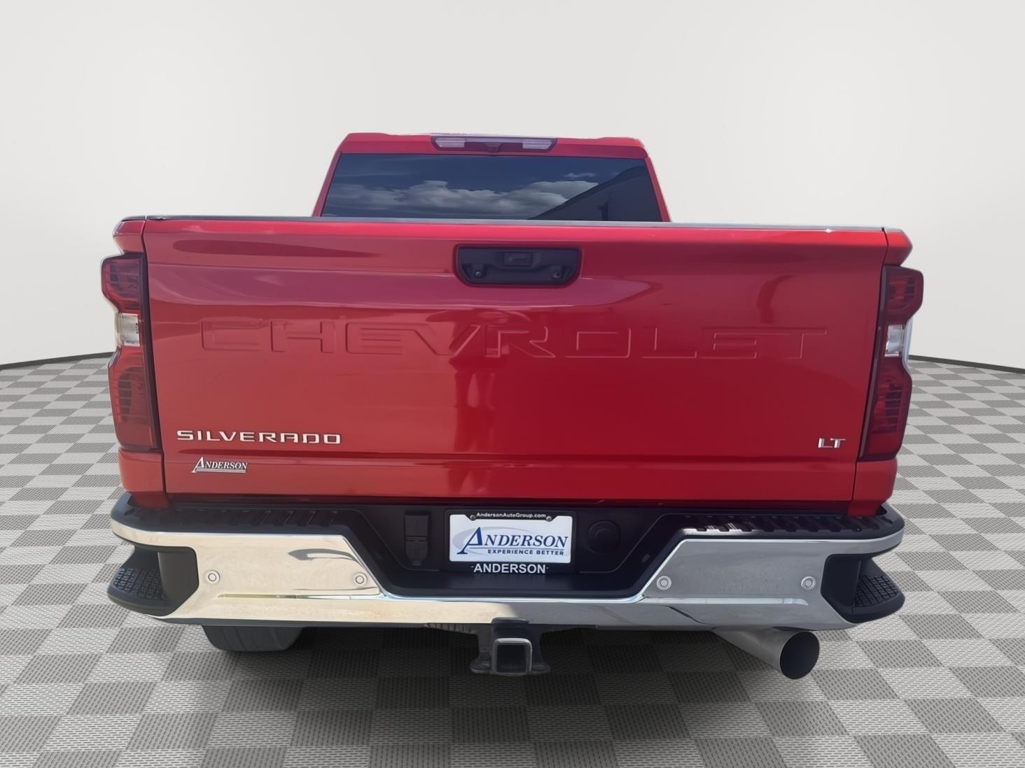 Vehicle photo 6