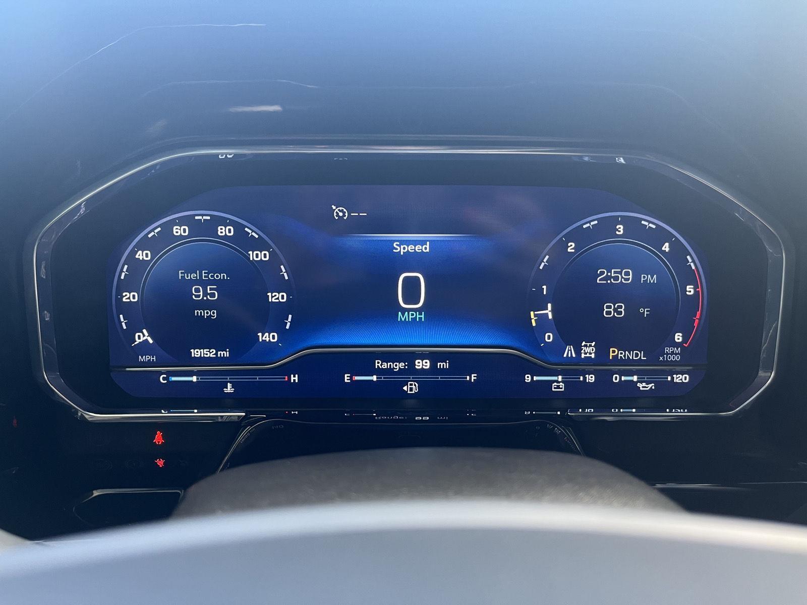 Vehicle photo 18