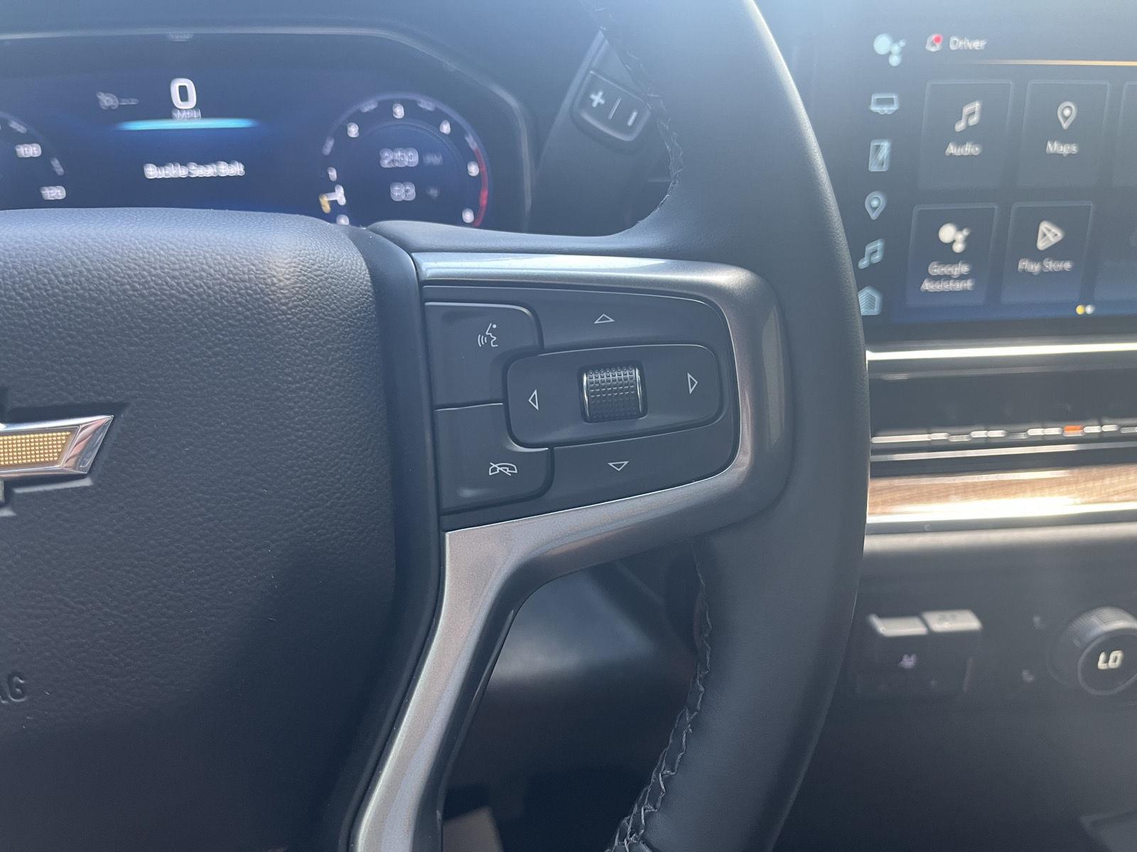 Vehicle photo 20