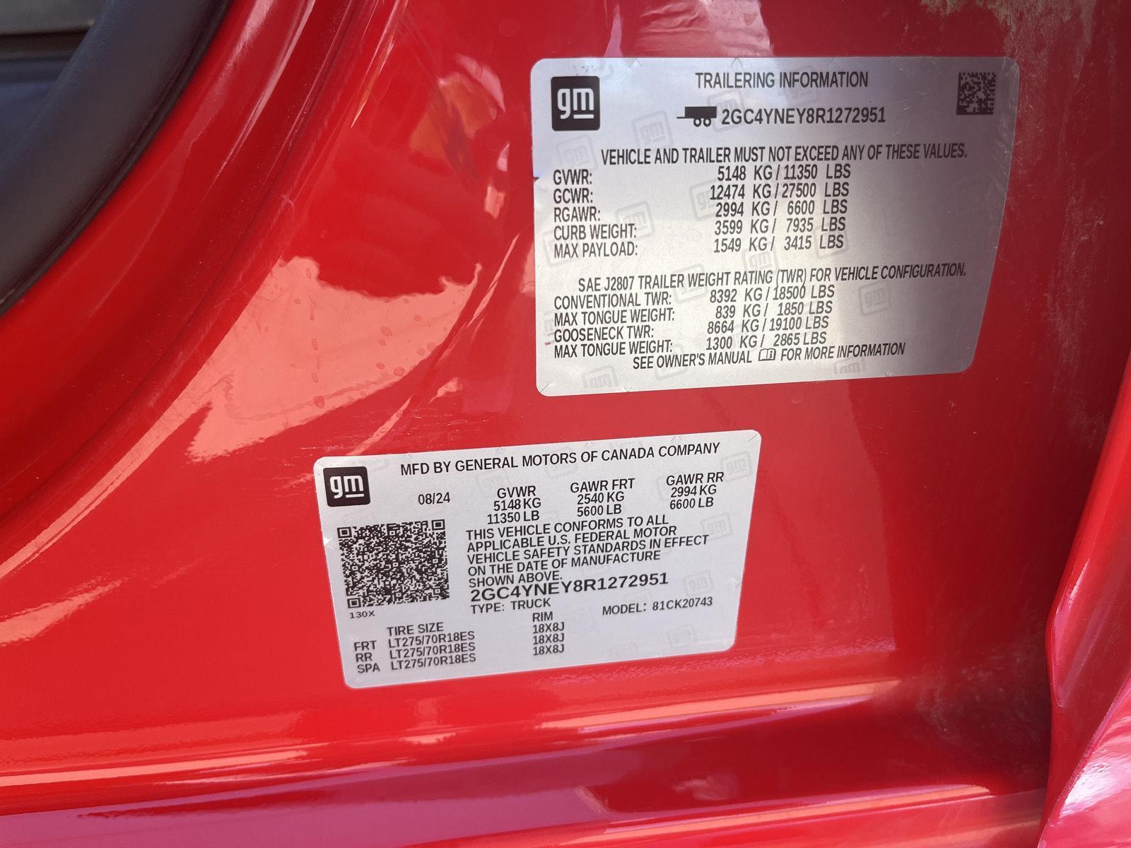 Vehicle photo 28