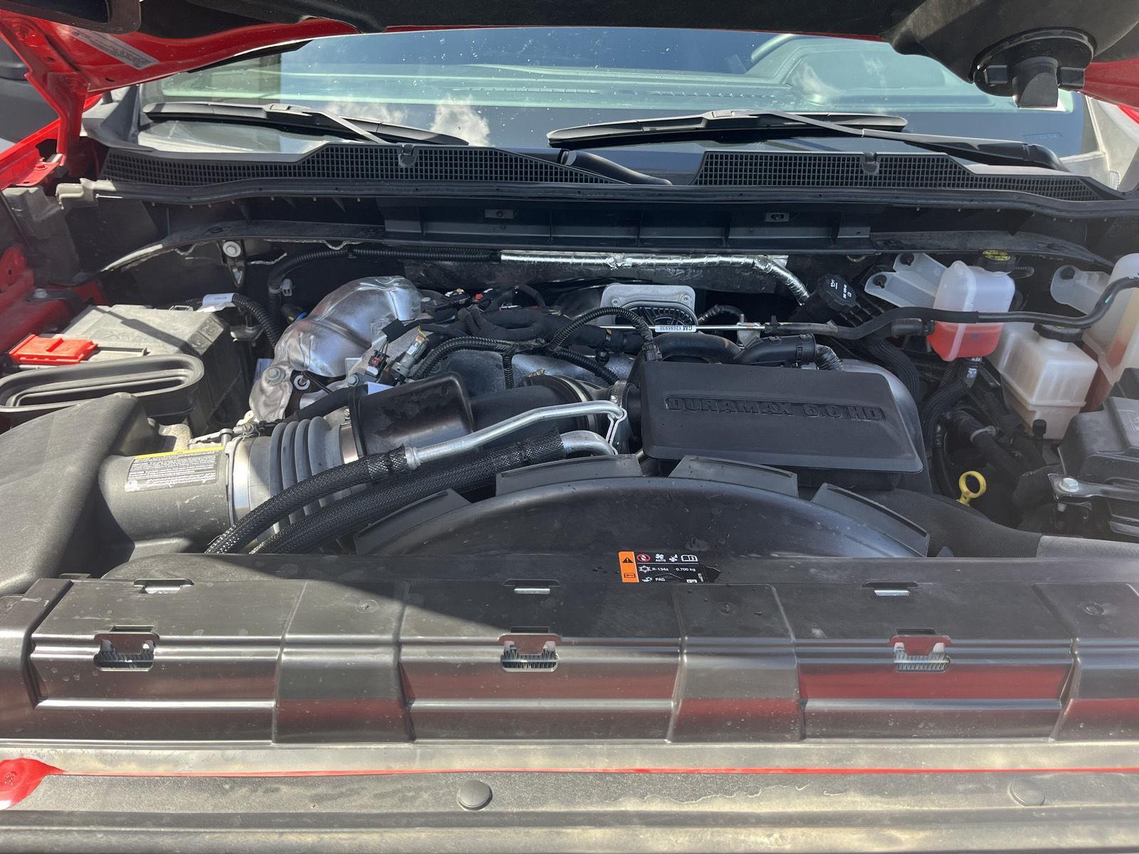 Vehicle photo 30
