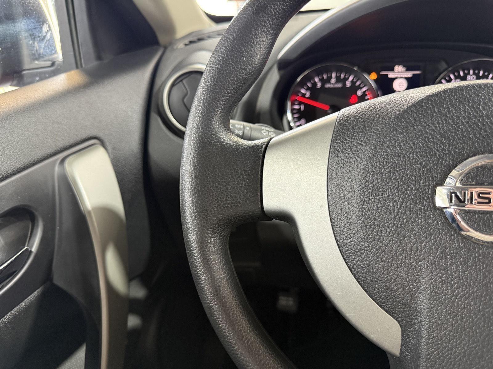 2013 Nissan Rogue S - Photo 13