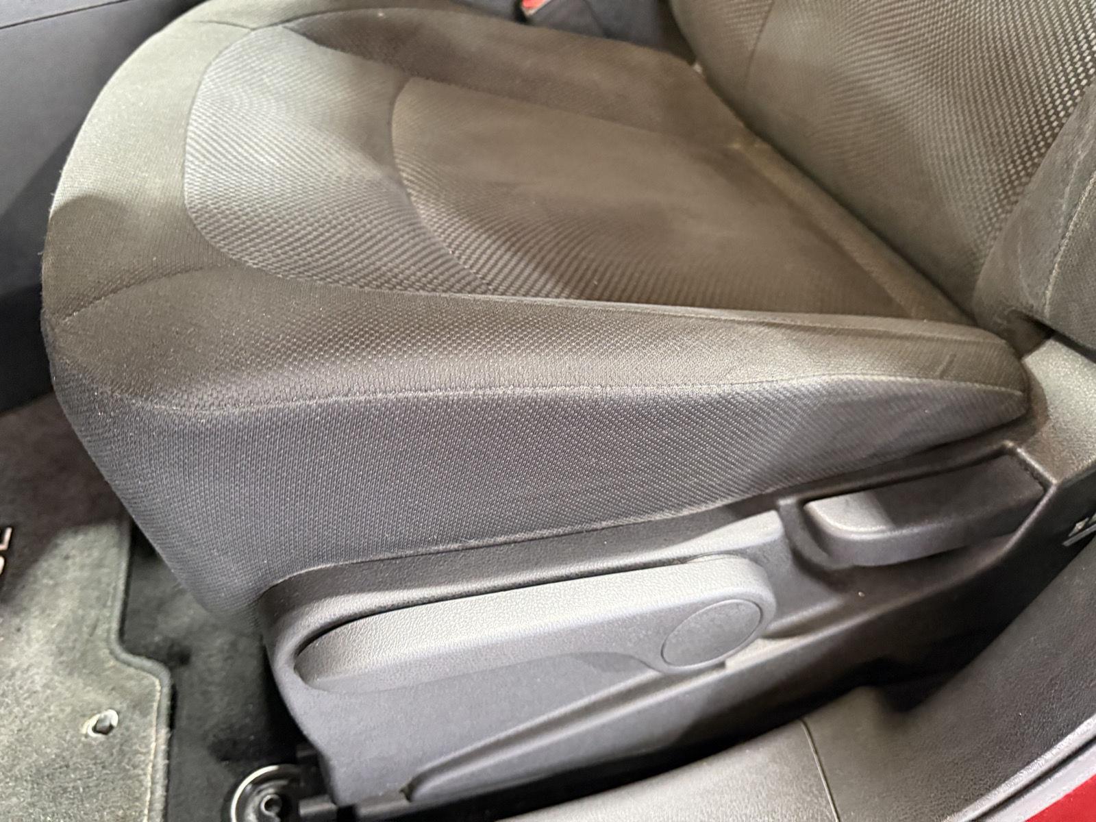 2013 Nissan Rogue S - Photo 19