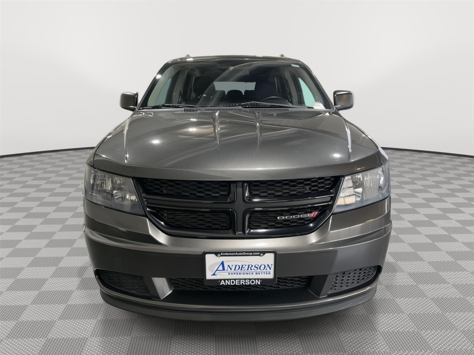 Vehicle photo 4