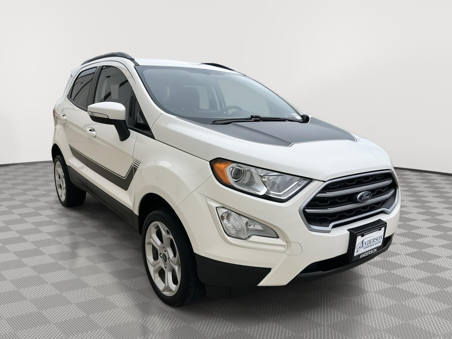 Vehicle photo 3