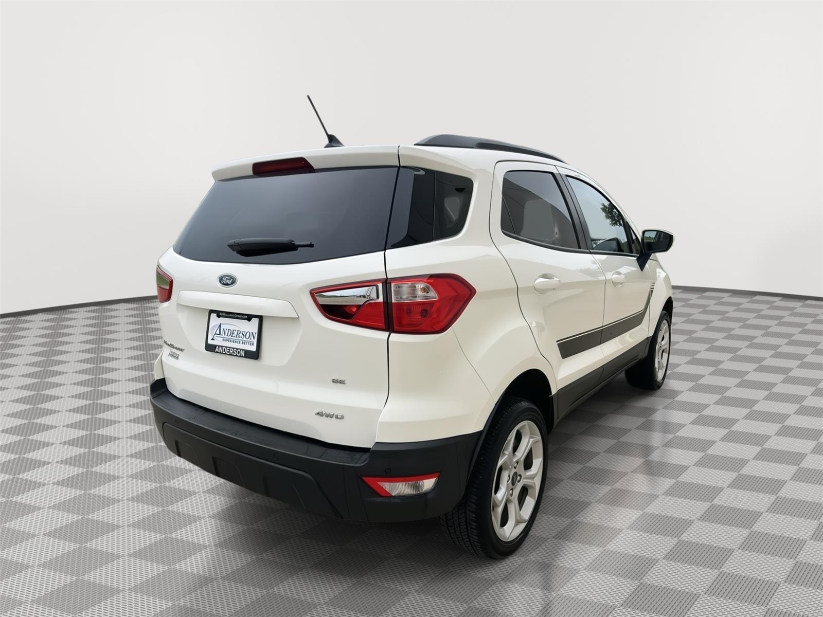 Vehicle photo 5