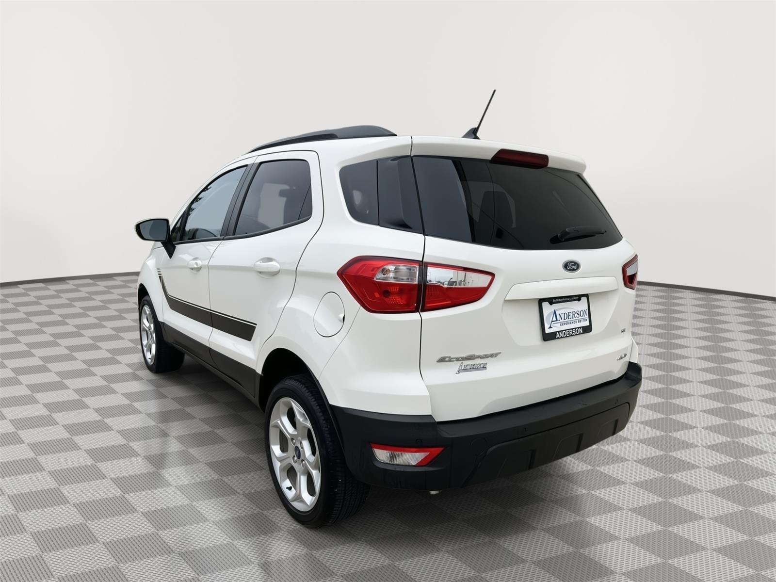 Vehicle photo 7