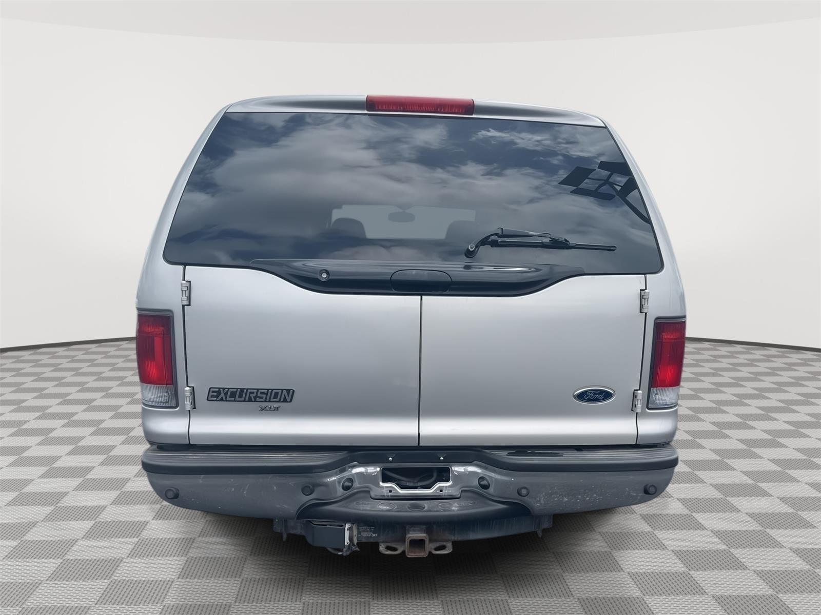 Vehicle photo 6