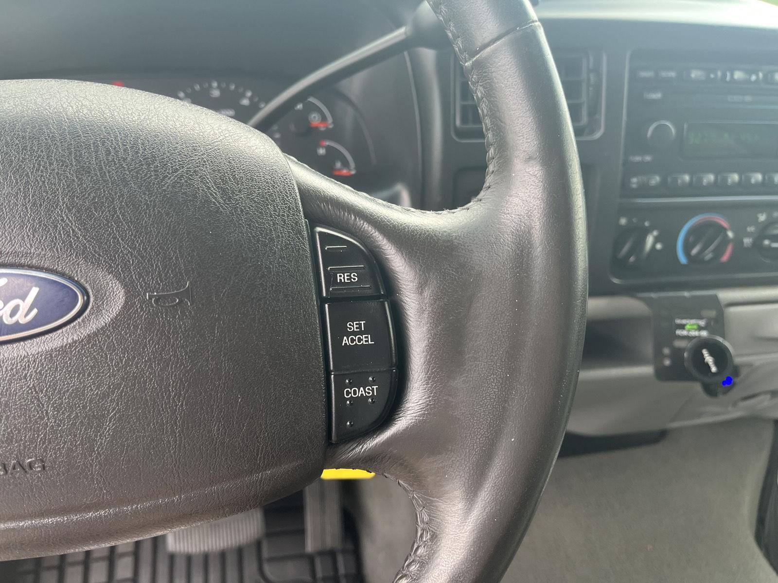 Vehicle photo 20