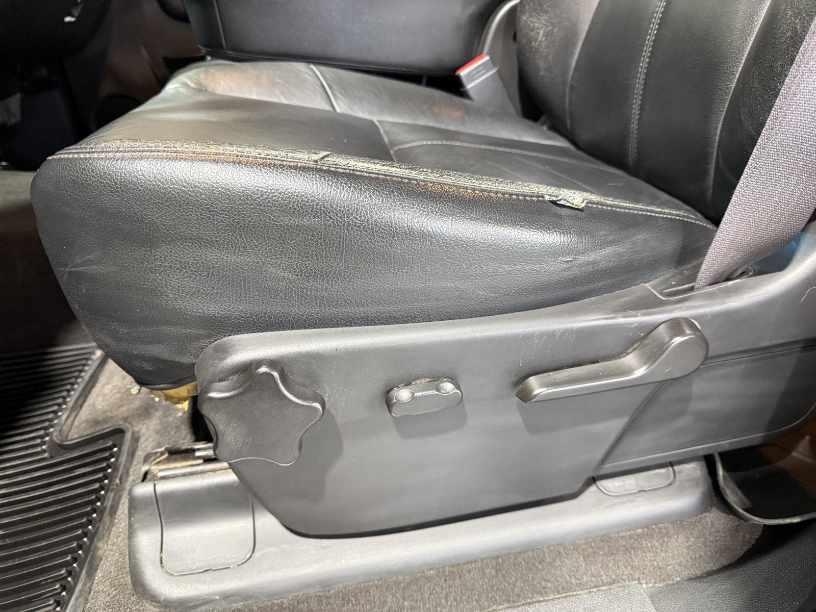 Vehicle photo 20