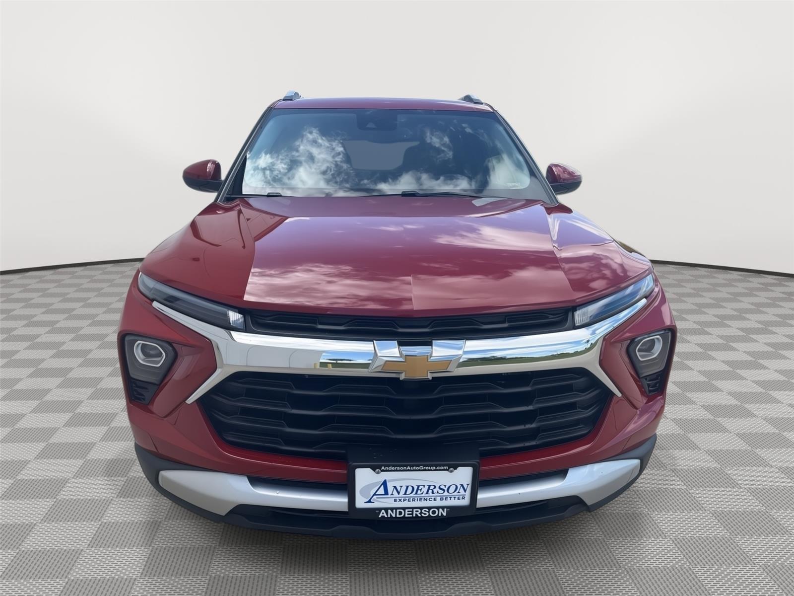 Vehicle photo 2